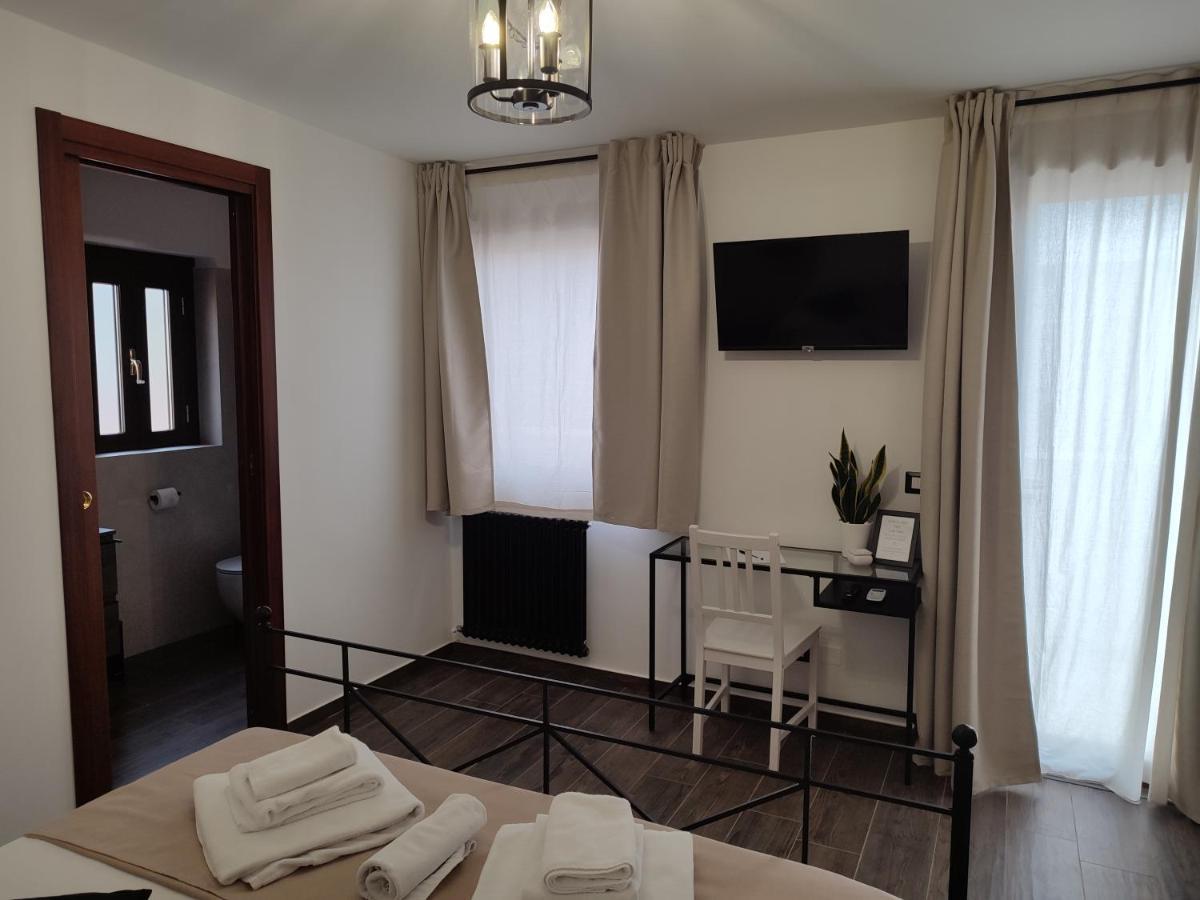 Apartamento L'Oliva Contesa - La Nera Gaeta Exterior foto